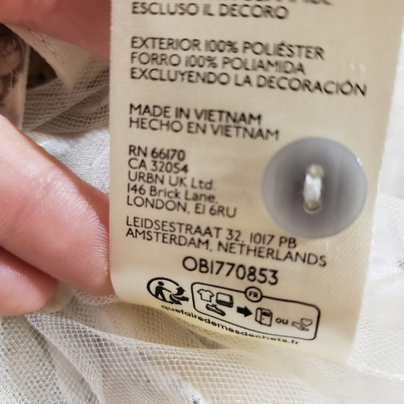 By Anthropologie Size XS Snakeskin Print Sequins Button-Up Blouse - Picture 10 of 11